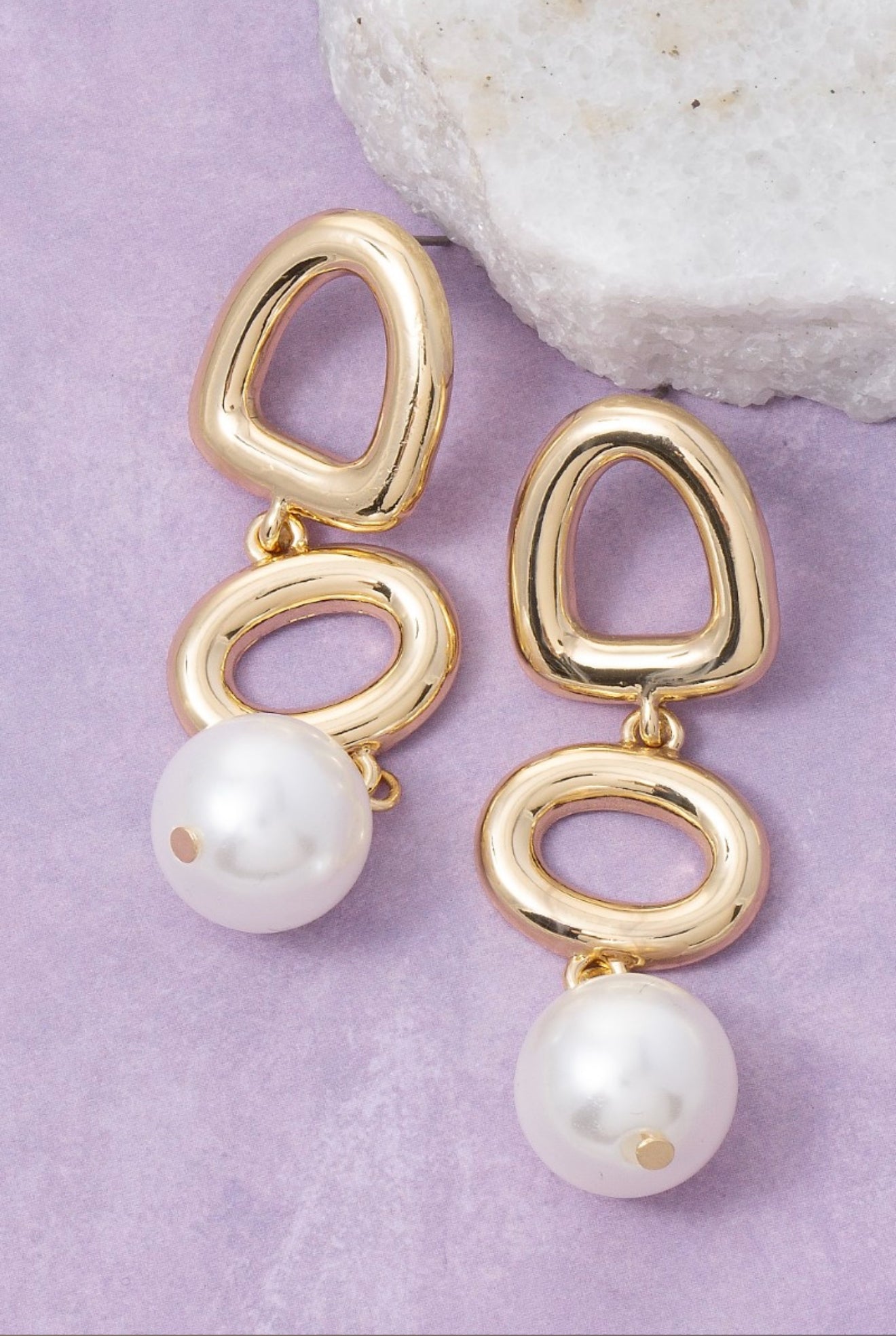 Women's White Pearl Dangle Earrings